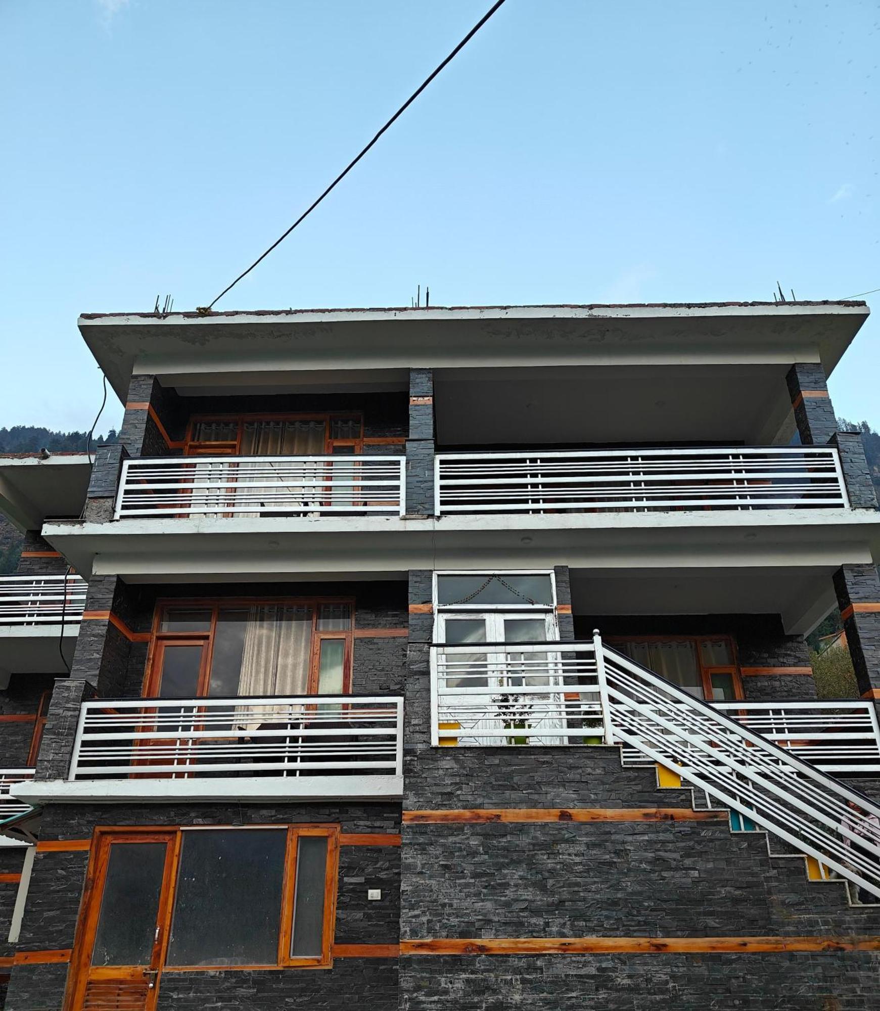 Santosh Cafe & Rooms Амритсар Экстерьер фото
